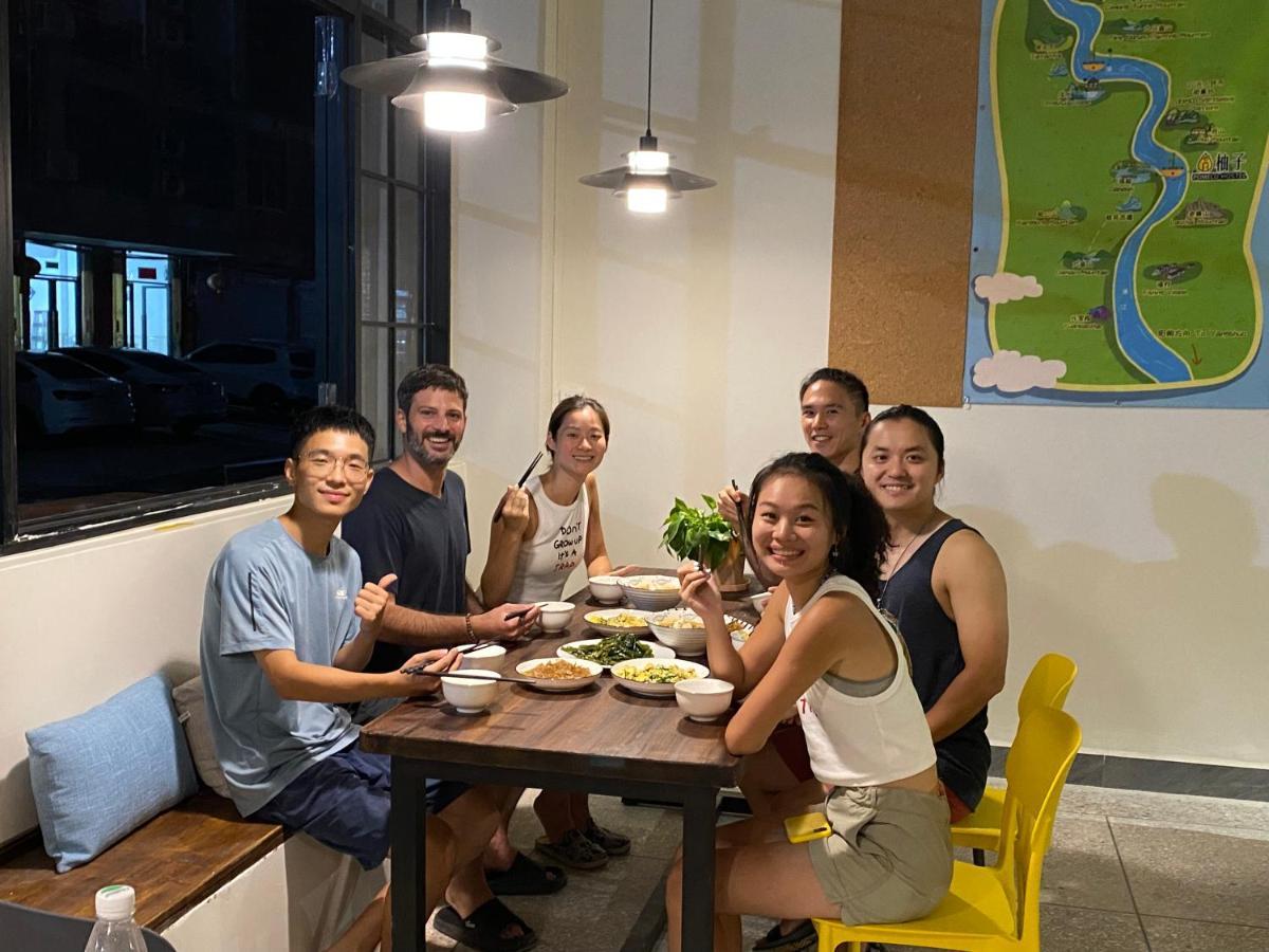 Pomelo Hostel Xingping Янгшуо Екстериор снимка