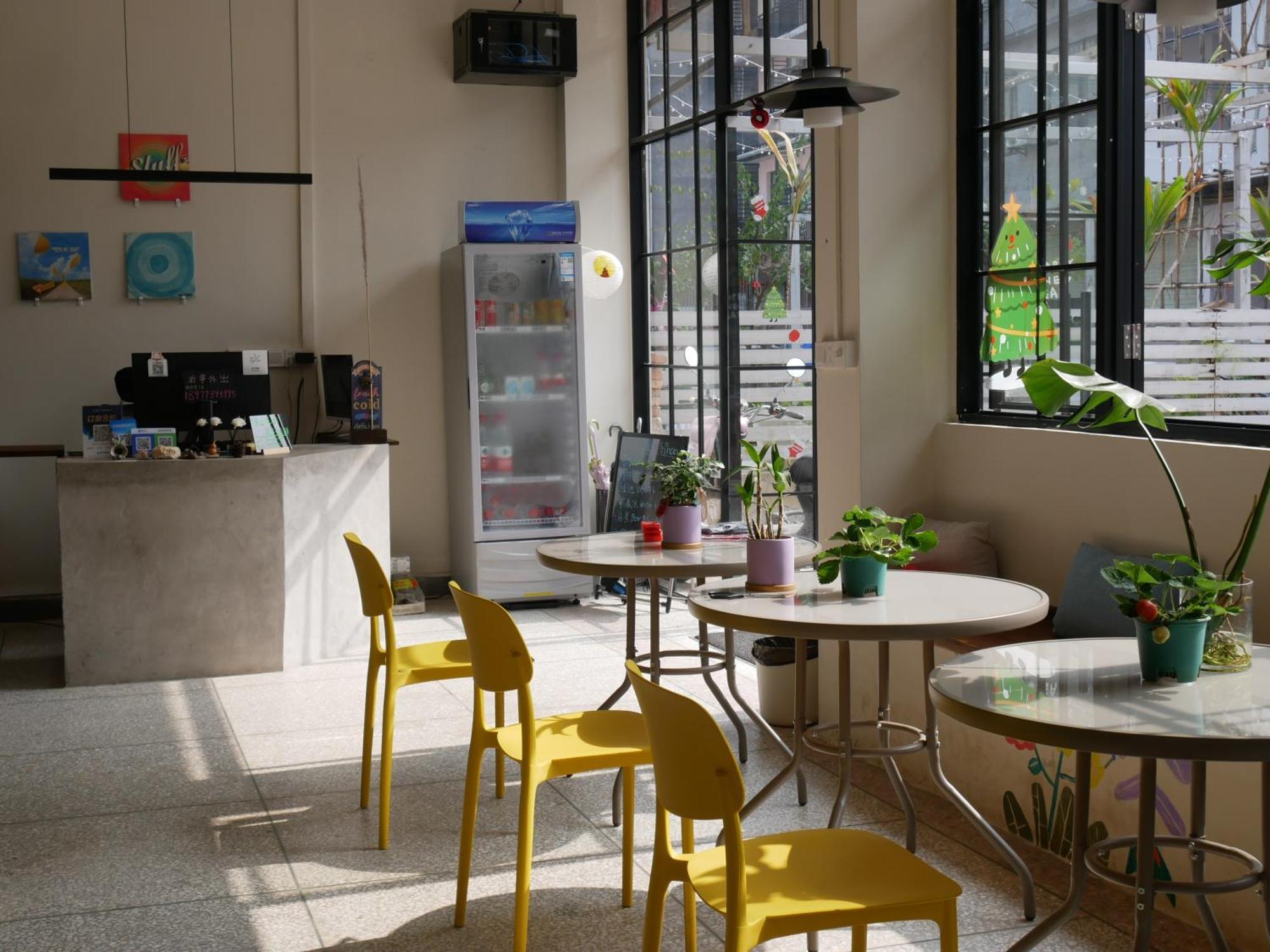 Pomelo Hostel Xingping Янгшуо Екстериор снимка
