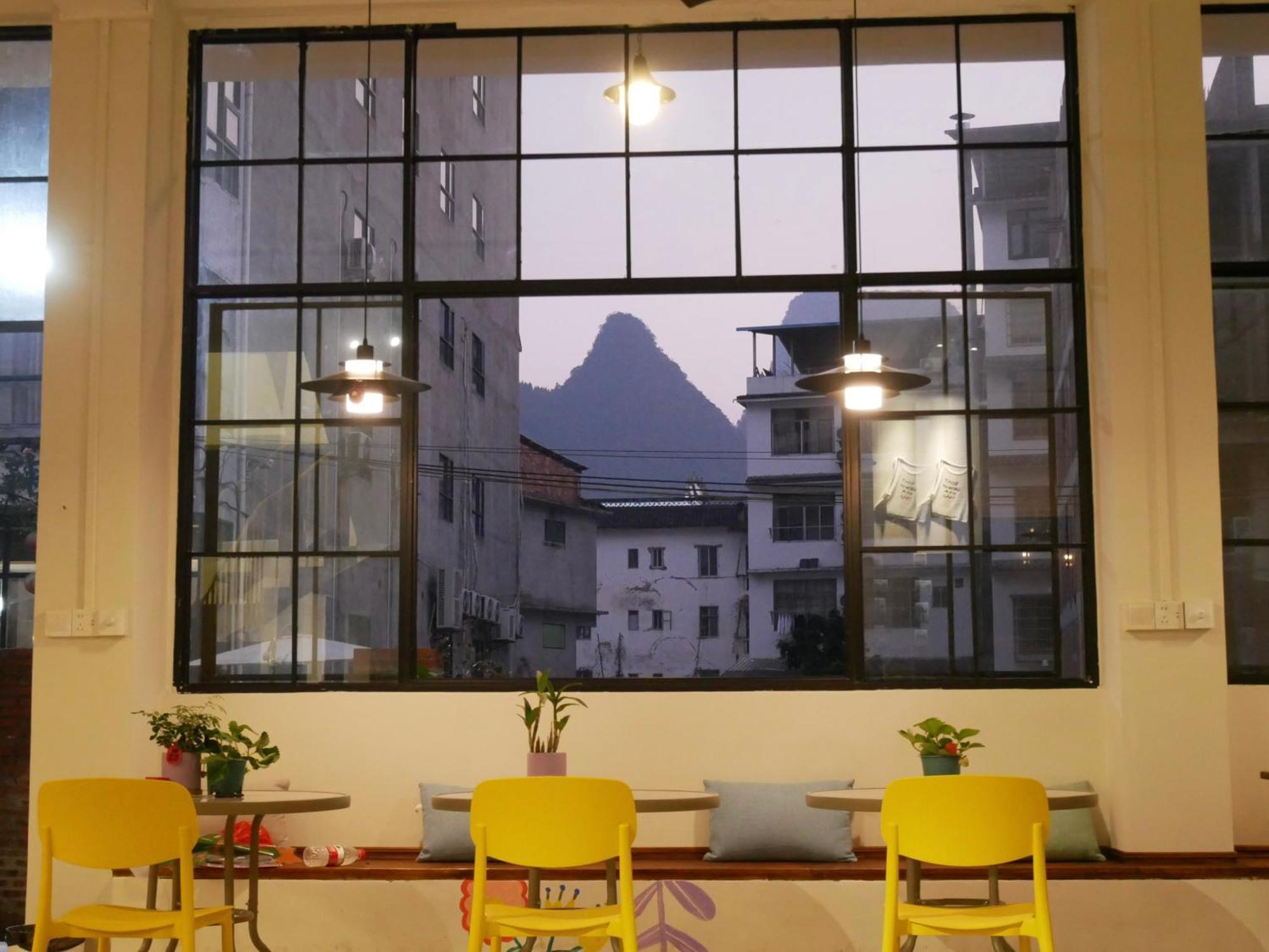Pomelo Hostel Xingping Янгшуо Екстериор снимка