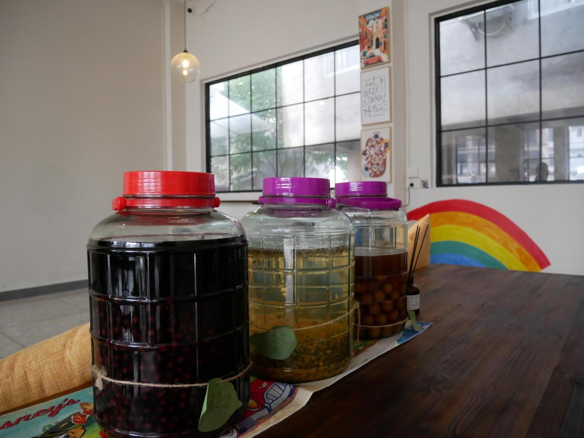 Pomelo Hostel Xingping Янгшуо Екстериор снимка